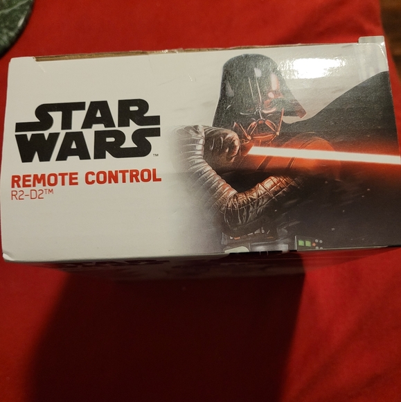 Disney Star Wars Remote Controlled R2D2 - Picture 2 of 6